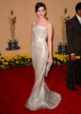 Anne Hathaway Th_03917_Anne_Hathaway_at_the_81st_Annual_Academy_Awards_in_Hollywood_Ca1048_122_494lo