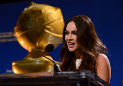 Megan Fox Th_611132674_Megan_Fox_70th_Annual_Golden_Globe_Awards_G_7yow3wbD0x_122_694lo