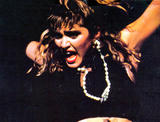 Madonna Live at concerts 1981 - 1999 Th_82848_scan0023_122_73lo