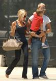 Victoria & David shopping in LA 2007-07-24 Th_86954_celeb-city.eu_Victoria_Beckham_Beckham_Shopping_in_LA__x127_123_124lo