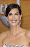 New pictures - Page 20 Th_54968_Celebutopia-Teri_Hatcher-14th_Annual_Screen_Actors_Guild_Awards_Arrivals-22_122_474lo