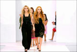 Mary-Kate & Ashley Olsen - Page 2 Th_55654_launch_06_zz_4