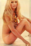 CINE REVUE Th_82547_Brigitte-Bardot-908_123_96lo