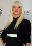 Christina Aguilera - Page 2 Th_88387_celebs4ever_Christina_Aguilera_Updates_0016_122_462lo