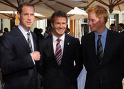 David Beckham Th_70750_PrinceWilliamPrinceHarryMeetDavidBeckhamFRGwzsRkqIDl1_122_438lo