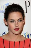 Kristen Stewart - Page 2 Th_86044_Kristen_Stewart_-_42Adventureland34_CELEBUTOPIA_ISA_08_122_533lo