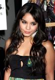 Vanessa Anne Hudgens Th_74121_v_CELEBUTOPIA_ISA_04_122_966lo