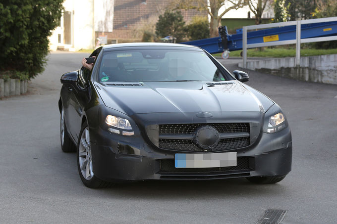 2015 - [Mercedes] SLC (ex-SLK) [R172] - Page 2 Erlkoenig-Mercedes-SLC-fotoshowImage-7d41b5c6-857428