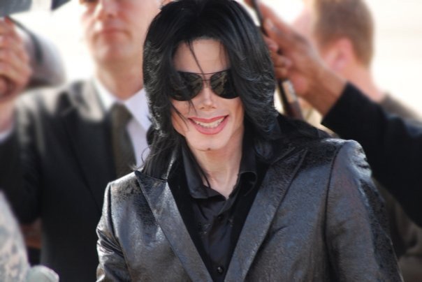 *Anos Recentes - Somente fotos especiais dos anos mais recentes de Michael Jackson J1B4MFtd