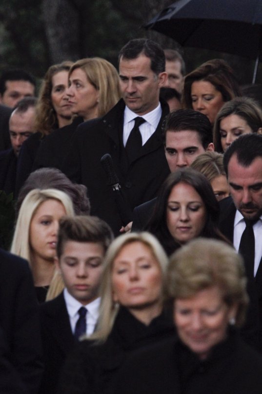 LA FAMILIA REAL ASISTE A HOMENAJE AL REY PABLO I EN GRECIA - Página 2 Fotogaleriafamosos_77592_537