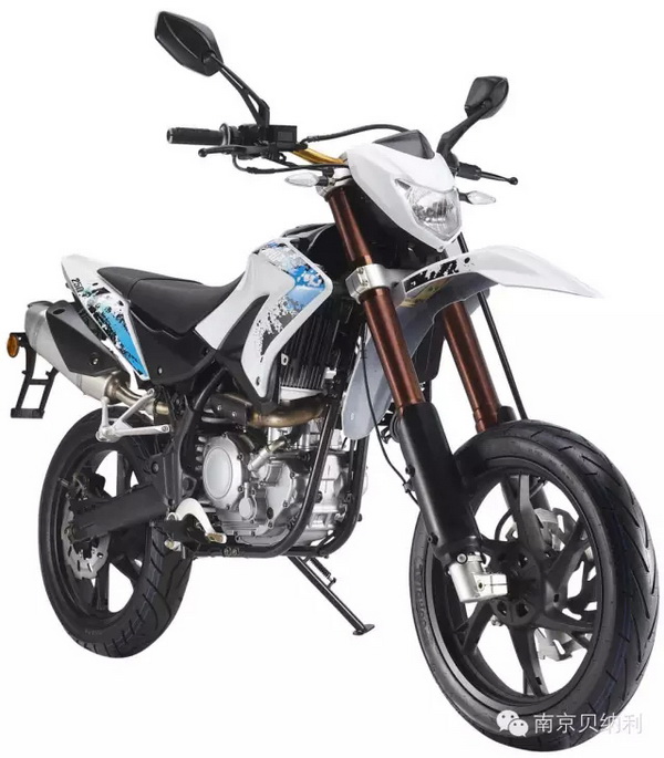 Nueva Benelli trail de 250 cc (BJ250GY-2) 20160222205542224222