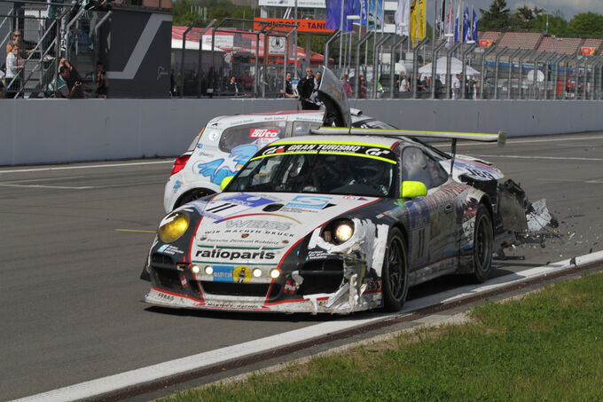 Die VLN Langstreckenmeisterschaft Nürburgring & Das 24h Rennen an der Nürburgring Nordschleife 24h-Rennen-Nuerburgring-2012-fotoshowImage-ed7bf6af-596774