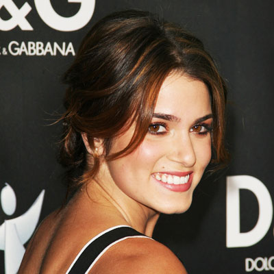 Nikki Reed resimleri 042409_reed_400x400