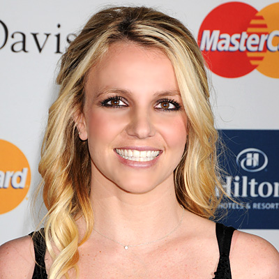 Beautiful People - Page 6 2012-transformation-britney-spears-400