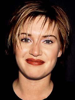 مراحل تطور النجمات العالميات 111904_winslet_1999