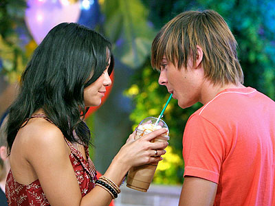 Vanessa&Zac Zac_efron2