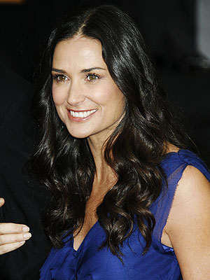 الفنانه ديمى مور Demi_moore_300x400