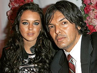 La esclava mkultra Angelina Jolie y Brad Pitt son un falso matrimonio illuminati Paul_starr2