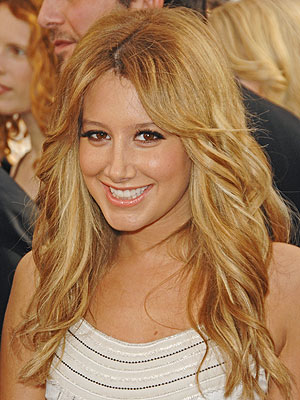 Ashley-Oficijalna galerija slika - Page 6 Ashley_tisdale