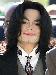NGẮM NHÌN MJ LẦN CUỐI ĐÊM TRƯỚC NGÀY TANG LỄ! MỘT SỰ THẬT ĐAU LÒNG! Michael-jackson