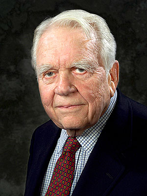 Andy Rooney Passes Away at 92! Andy-rooney-300