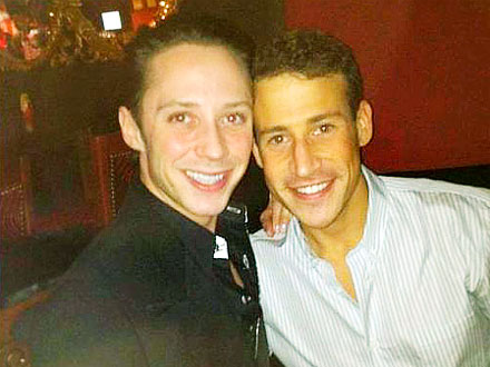 Patinador Johnny Weir quiere a Christina Aguilera en su boda! Johnny-weir-440