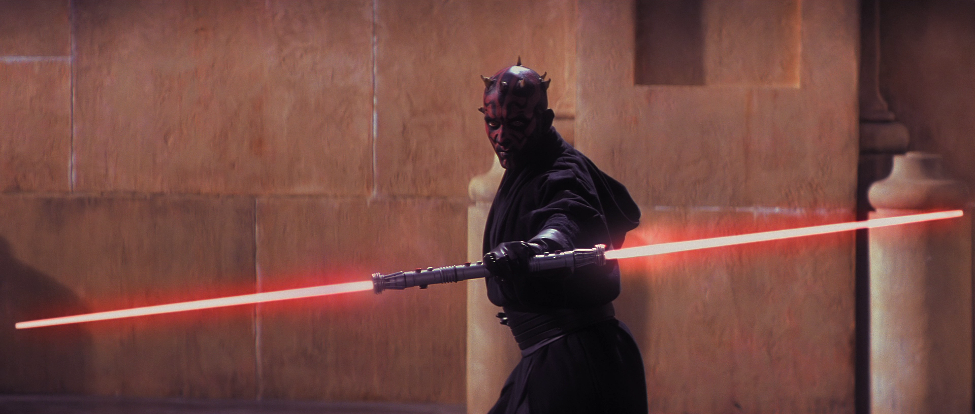 Nerdgasm Thread - Page 14 Darth_Maul_lightsaber_reveal