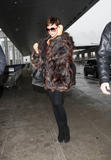 Victoria leaving NY and arriving in LA (feb 18th) Th_78761_celeb-city.org_Victoria_Beckham_arriving_JFK001_122_74lo