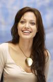 Angelina Jolie Th_57005_45c14ac6c5eeb260331886_122_580lo