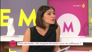 Sonia Chironi Juin  2017 Th_854602464_Caps00071_122_526lo