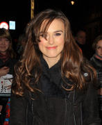 Keira Knightley - Page 2 Th_62517_Keira_04_122_571lo