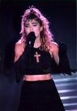 Madonna Live at concerts 1981 - 1999 Th_78781_img055_122_79lo