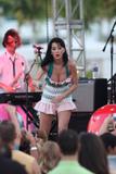 Katy Perry - Minigonnissima - Concert at  Fontainebleau Hotel , Miami - 01ago09 Th_96869_Katy_Perry_Pool_Party_Concert_Fontainebleau_hotel_Miami_Beach_010809_016_122_522lo
