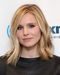  Kristen Bell - SiriusXM Studios appearance candids in New Y Th_461140728_KristenBellSiriusXMStudiosNYC031114_10_122_1156lo