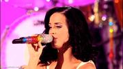 Nov 17, 2010 - Katy Perry - Teenage Dream & Firework - BBC Radio 1's Teen Awards (23 HQ pics) Th_03711_Forum.anhmjn.com_001_122_1133lo