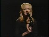 Madonna Live at concerts 1981 - 1999 Th_06515_PDVD_044_122_422lo