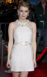 Emma Roberts Th_71986_Preppie_-_Emma_Roberts_at_Valentines_Day_premiere_in_L.A._7110_122_649lo