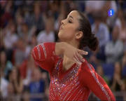 Gimnastas Final Equipos Th_831059193_AlexandraRaismanOGLondon201201_122_884lo