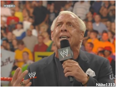 Ric Flair veut un Triple Threat .! Ric-flair-micro-f1cc2a