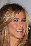 Jennifer Aniston - Page 9 Th_06676_49_122_1181lo