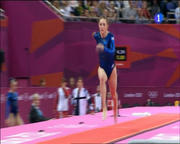 Gimnastas Final Equipos Th_848546740_JenniferPinchesOGLondon201202_122_345lo