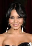 Vanessa Anne Hudgens Th_54497_Celebutopia-Vanessa_Hudgens_arrives_at_the_81st_Annual_Academy_Awards-26_123_112lo