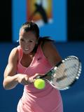 Jankovic :2008 OnCourt Photos Th_93534_Australian_Open_2008_-_Day_3_01_123_185lo