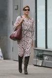 Eva Mendes Th_47595_Celebutopia-Eva_Mendes_shopping_in_New_York_City-03_122_353lo