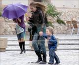 Martina y Pablo, de paseo por Madrid Th_67206_69_122_50lo