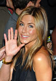 Jennifer Aniston - Page 5 Th_03528_anis5_122_382lo