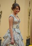 ! Mily Cyrus ! Th_49480_Celebutopia-Miley_Cyrus_arrives_at_the_81st_Annual_Academy_Awards-18_123_223lo