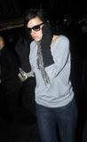 Lily Allen -  Candids a Londra, 07set09 Th_68021_LilyAllen10_122_370lo