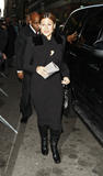 Eva Mendes - Page 2 Th_21885_Eva_Mendes_-_Mercedes-Benz_Fashion_Week_Fall_2009_-_Calvin_Klein_Womenswear_08_122_395lo