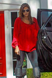 Eva Mendes - Page 4 Th_39245_celebrity-paradise.com-The_Elder-Eva_Mendes_2009-10-28_-_Out_Shopping_in_Hollywood_9113_122_230lo